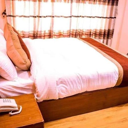 Kathmandu Peace Hotel 外观 照片