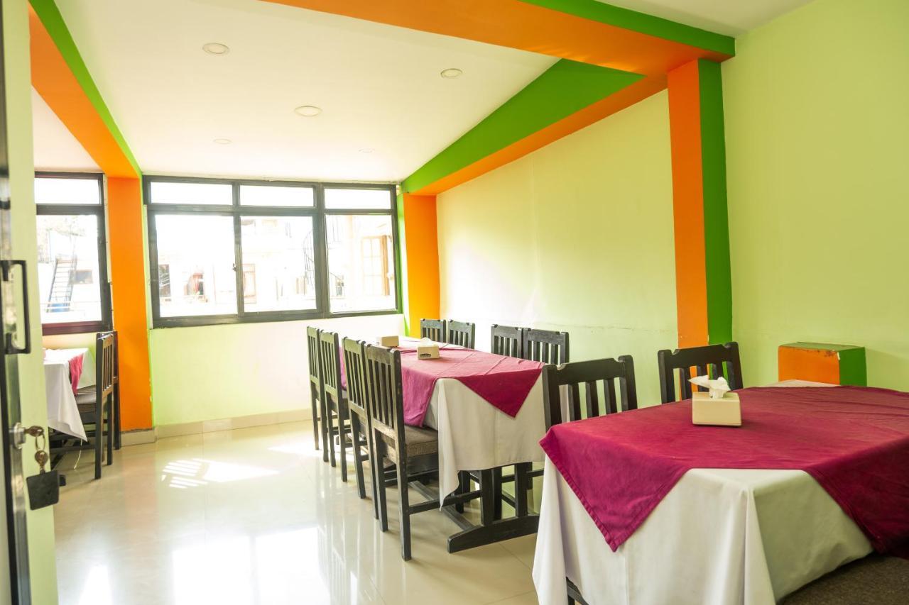 Kathmandu Peace Hotel 外观 照片