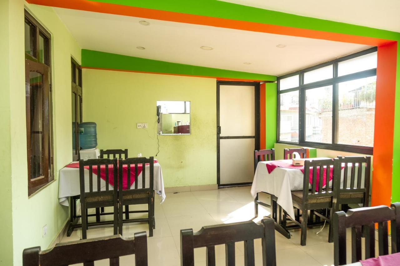 Kathmandu Peace Hotel 外观 照片