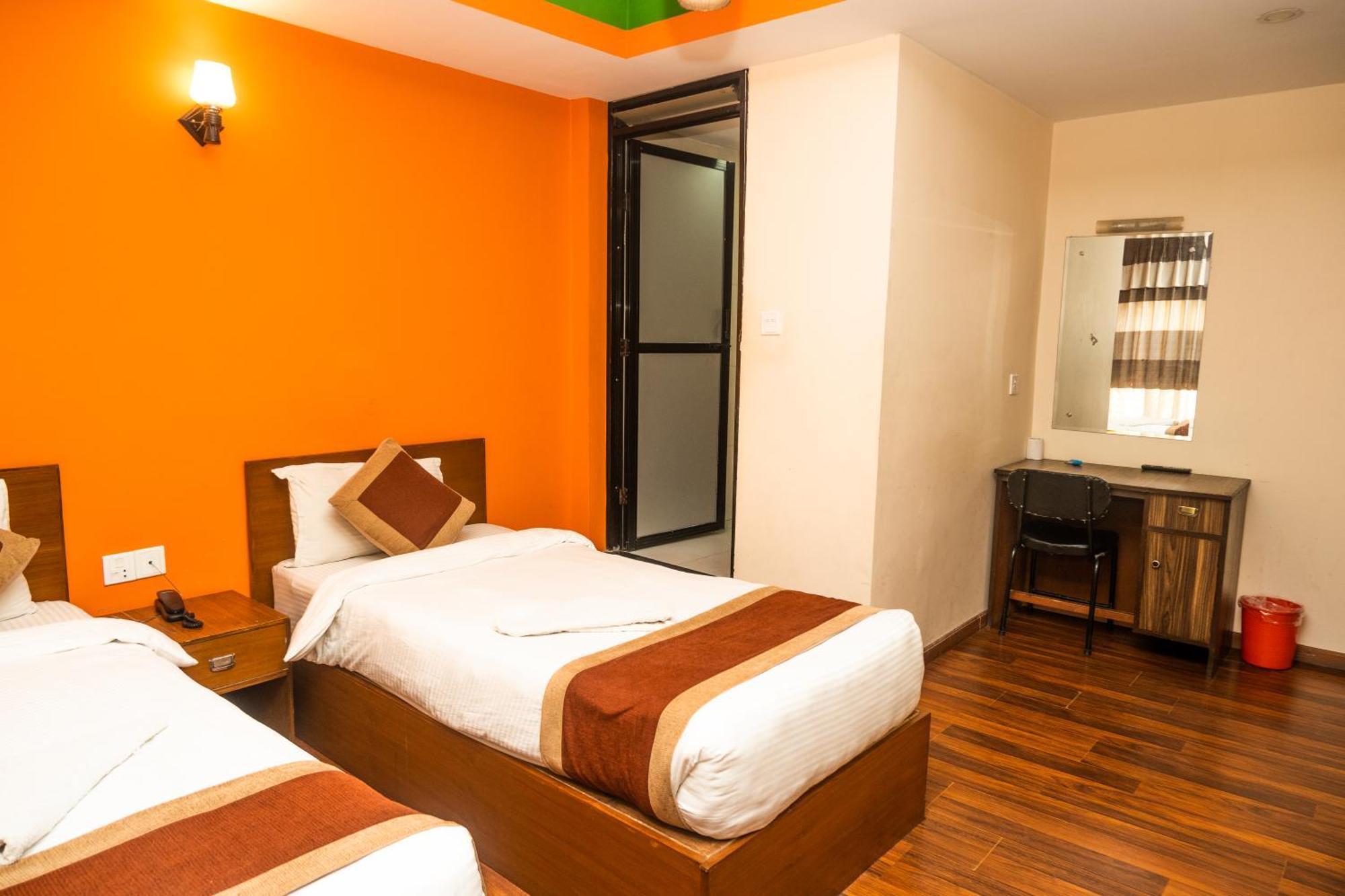 Kathmandu Peace Hotel 外观 照片